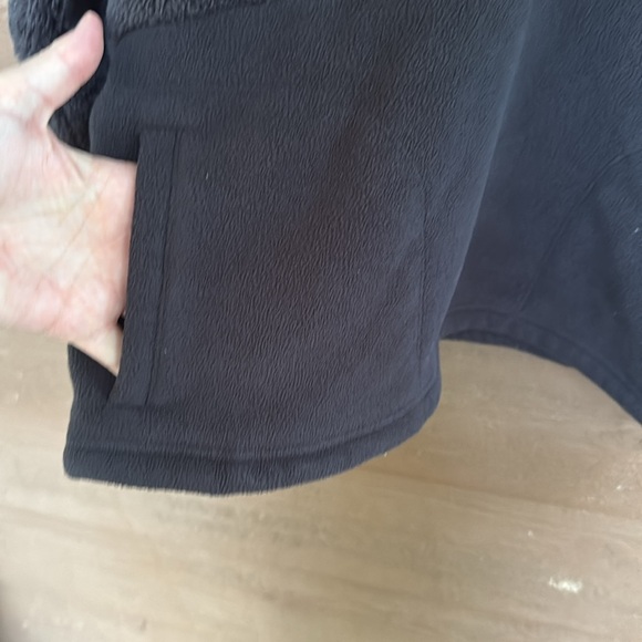All in Motion black women’s cropped fleece size medium - Picture 3 of 7